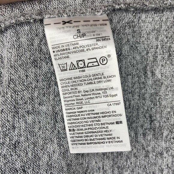 GAP Softspun Gray Marl Cold Shoulder Top Size Small - Picture 6 of 6
